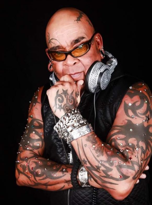 DJ Ronnie Jansen boeken